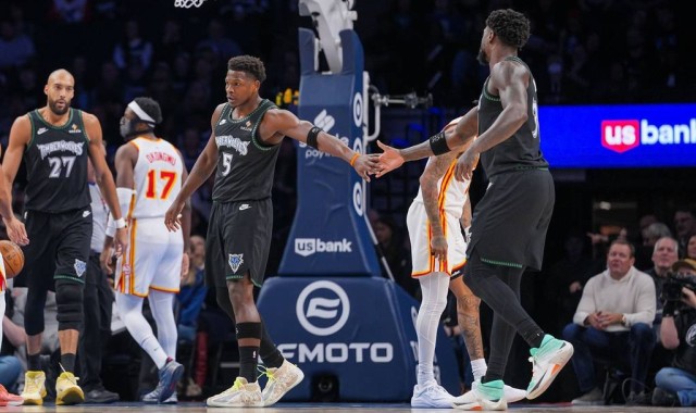 爱德华兹30分兰德尔18+12+10 森林狼胜老鹰